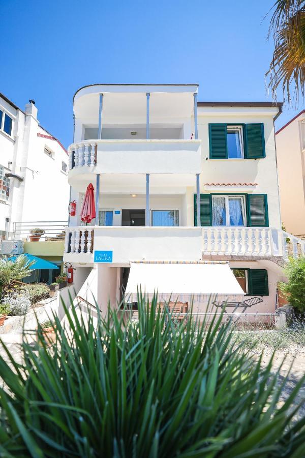 Apartments Malic Petrčane Exterior foto